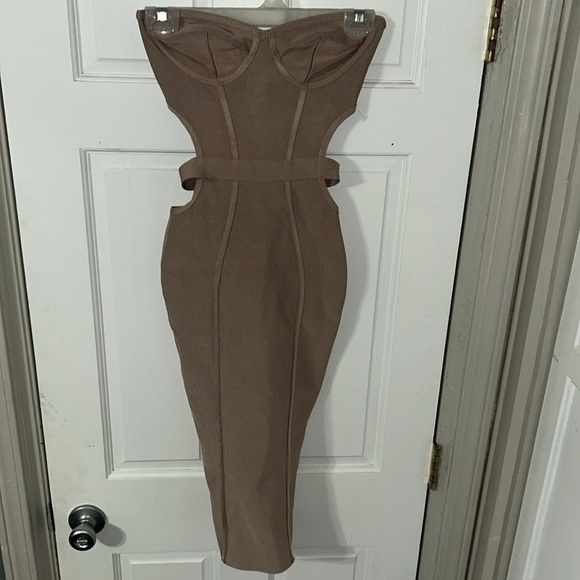 House of CB London Bandage Dress - Picture 4 of 11